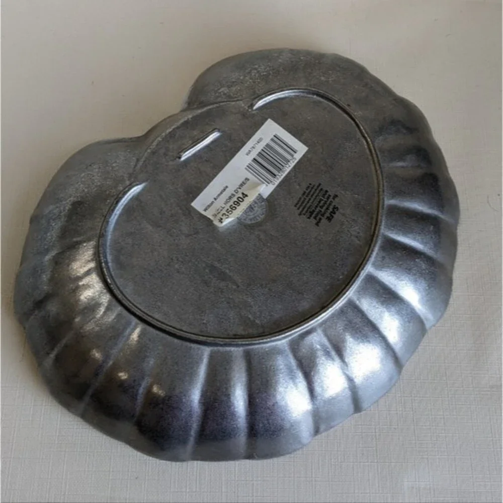 Wilton Armetale® Shell Platter  11.5